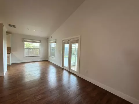Living - 6160 Lucerne St, Jupiter, FL 33458 photo 3 of 4