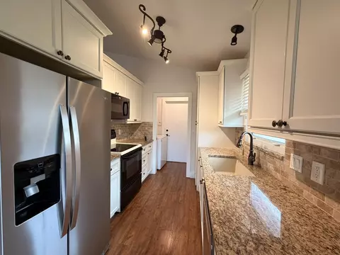 Kitchen - 6160 Lucerne St, Jupiter, FL 33458 photo 1 of 1