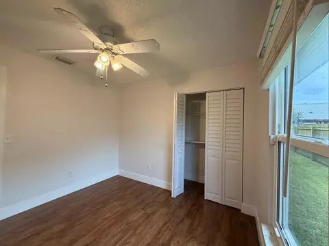 Bedroom - 6160 Lucerne St, Jupiter, FL 33458 photo 5 of 6