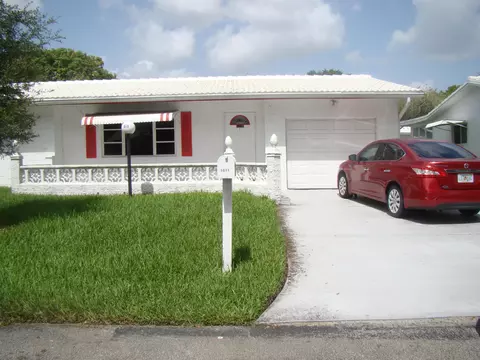 1611 NW 82nd Ter, Plantation, FL 33322