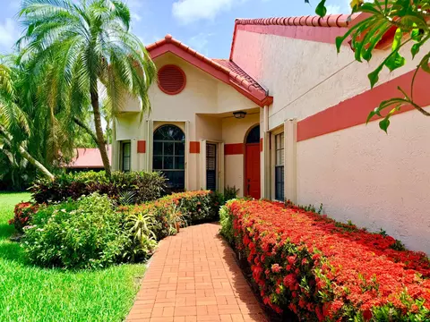 7520 Lexington Club Blvd #A, Delray Beach, FL 33446