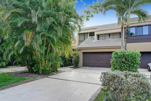 702 Saint Albans Dr #702, Boca Raton, FL 33486