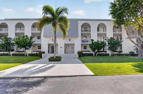 769 Jeffery St #2-104, Boca Raton, FL 33487