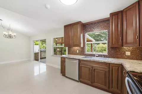 3772 SE Upper St, Stuart, FL 34997 photo 9