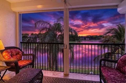 5734 Coral Lake Dr #310, Margate, FL 33063