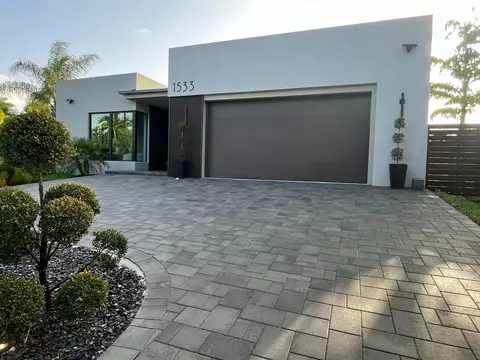 1533 NE 16th Ave, Fort Lauderdale, FL 33304