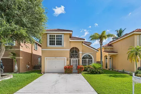 7835 Springfield Lake Dr, Lake Worth, FL 33467
