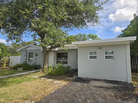 904 SE 12th St, Fort Lauderdale, FL 33316