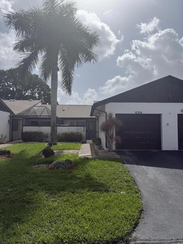 6304 Wedgewood Ter #B8, Tamarac, FL 33321