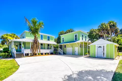 13607 S Indian River Dr, Jensen Beach, FL 34957