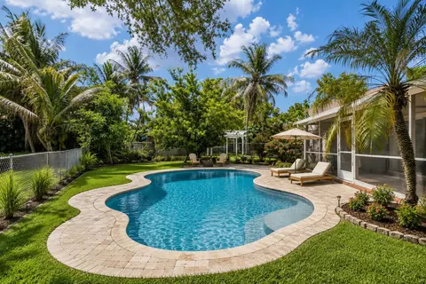 3930 NW 79th Way, Hollywood, FL 33024