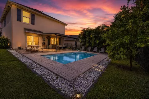 3758 Whitney Park Ln, Greenacres, FL 33463