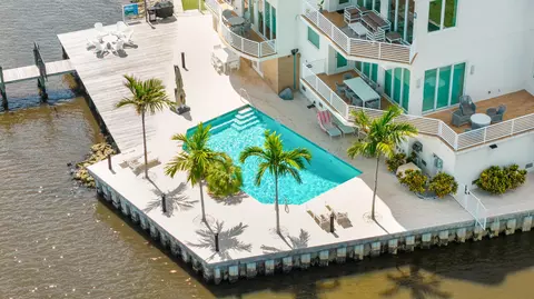 55 SE Seminole St #A, Stuart, FL 34994