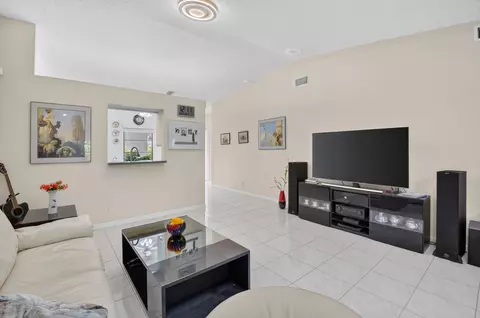 8246 Springview Ter, Boca Raton, FL 33496 photo 10