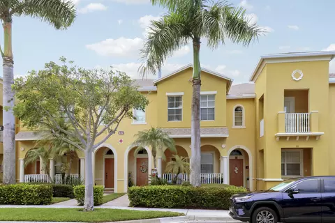 127 Seagrape Dr, Jupiter, FL 33458 photo 2