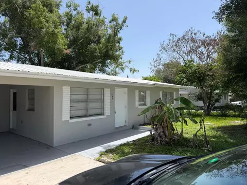 Exterior - 1531 NE 14th St, Okeechobee, FL 34972 photo 2 of 2