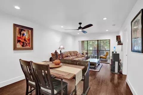 9561 NW 2nd Pl #1-J, Coral Springs, FL 33071
