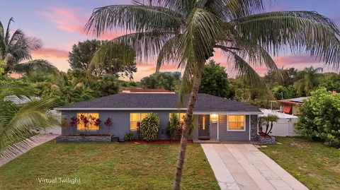 434 Australian Cir, Lake Park, FL 33403