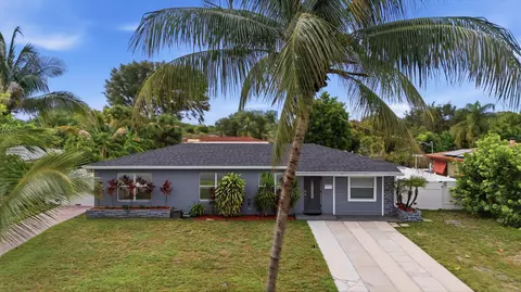 434 Australian Cir, Lake Park, FL 33403
