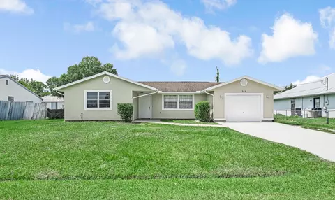 366 SE Lancaster Ave, Port Saint Lucie, FL 34984