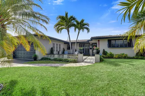 2117 NE 62nd Ct, Fort Lauderdale, FL 33308