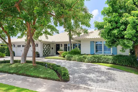 681 SW Elm Tree Ln, Boca Raton, FL 33486
