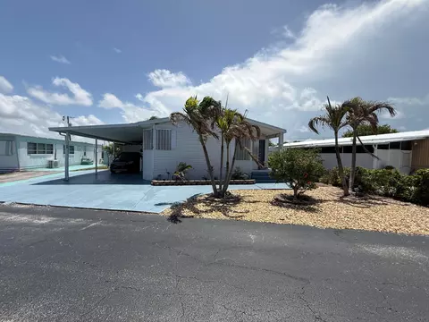 11055 SE Federal Hwy 38 Hwy, Hobe Sound, FL 33455