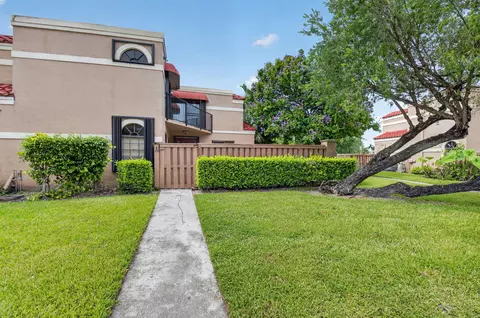8230 Severn Dr #A, Boca Raton, FL 33433