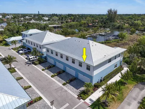 View/Area - 4707 SE Manatee Way, Stuart, FL 34997 photo 5 of 8