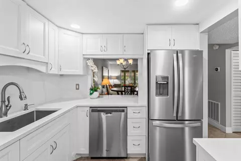 14721 Bonaire Blvd #101, Delray Beach, FL 33446