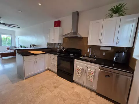 1045 Lenox Ave #6, Miami Beach, FL 33139