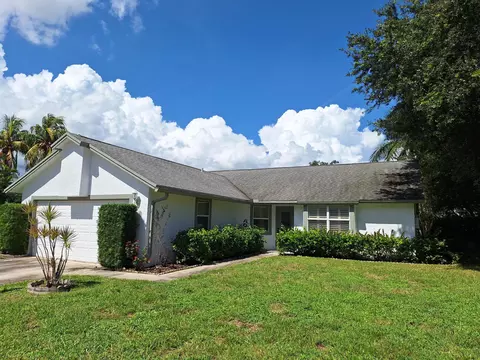 1747 Banyan Creek Ct, Boynton Beach, FL 33436