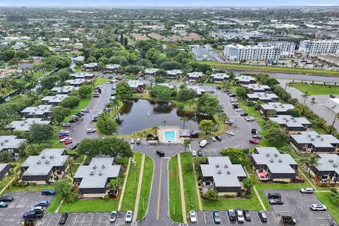 2333 Waterside Dr, Lake Worth, FL 33461