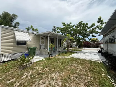 42 Palm Dr #42, Lake Worth Beach, FL 33461