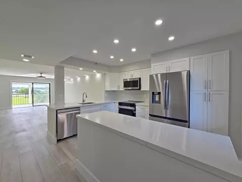 14426 Amberly Ln #203, Delray Beach, FL 33446