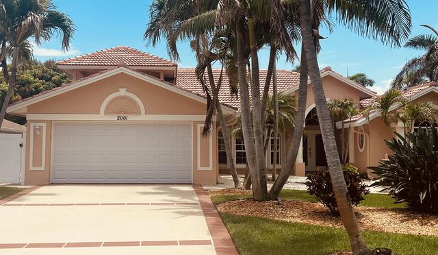 2001 Cypress Ave, Fort Pierce, FL 34949