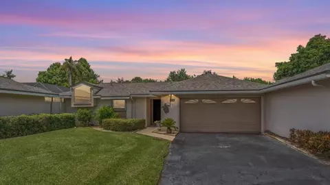 6287 N Mirror Lake Dr, Sebastian, FL 32958