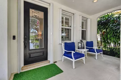 Exterior - 350 Caravelle Dr, Jupiter, FL 33458 photo 9 of 29