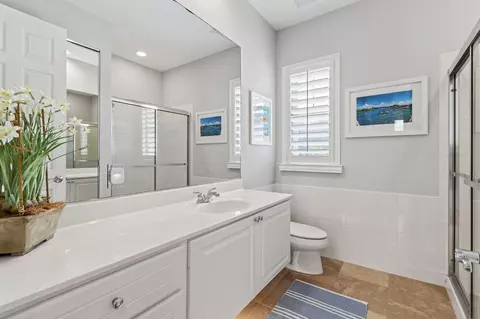 Bath - 350 Caravelle Dr, Jupiter, FL 33458 photo 6 of 7