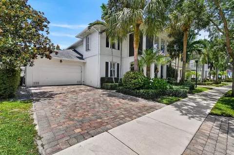 Exterior - 350 Caravelle Dr, Jupiter, FL 33458 photo 5 of 29