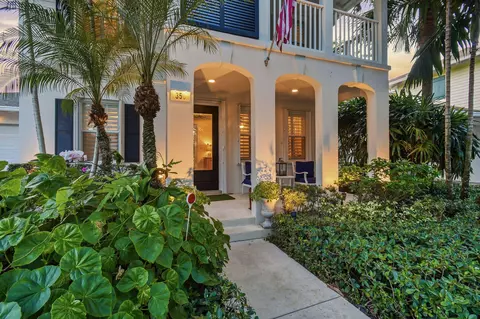 Exterior - 350 Caravelle Dr, Jupiter, FL 33458 photo 6 of 29
