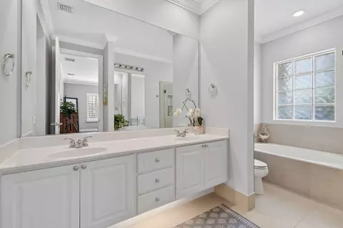 Bath - 350 Caravelle Dr, Jupiter, FL 33458 photo 1 of 7