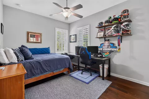 Bedroom - 350 Caravelle Dr, Jupiter, FL 33458 photo 8 of 12