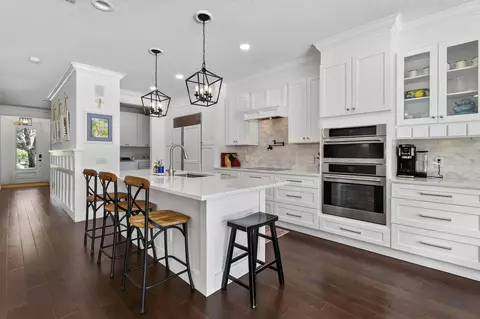 Kitchen - 350 Caravelle Dr, Jupiter, FL 33458 photo 8 of 8