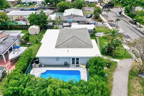 970 SW 3rd Ave, Pompano Beach, FL 33060