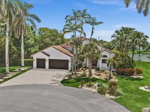 2602 SW 132nd Way, Davie, FL 33330