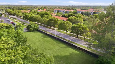 1800 N Sherman Cir, Miramar, FL 33025