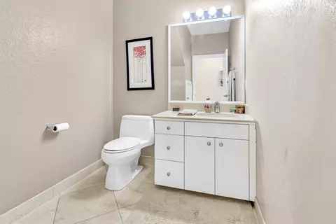 Bath - 5428 Pointe Villa Dr #E, Lighthouse Point, FL 33064 photo 1 of 5