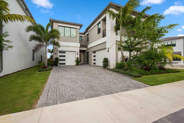 9898 Juniper Bay Ave, Boca Raton, FL 33434