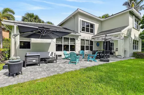 Exterior - 265 Swallowtail Ln, Jupiter, FL 33458 photo 5 of 9
